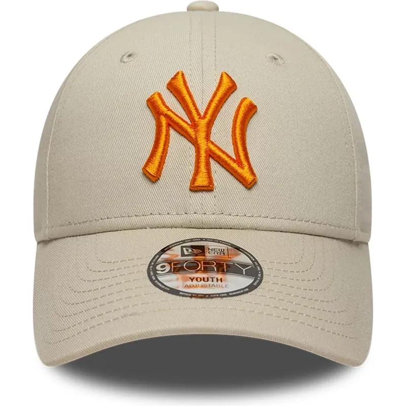 cappellino-curvo-beige-regolabile-con-logo-arancione-per-bambino-9forty-league-essential-di-new-york-yankees-mlb-di-new-era