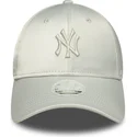 epci-curbata-verzior-banda-reglabila-9forty-bow-back-satin-de-new-york-yankees-mlb-de-new-era