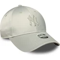 epci-curbata-verzior-reglabila-9forty-bow-back-satin-de-new-york-yankees-mlb-de-new-era
