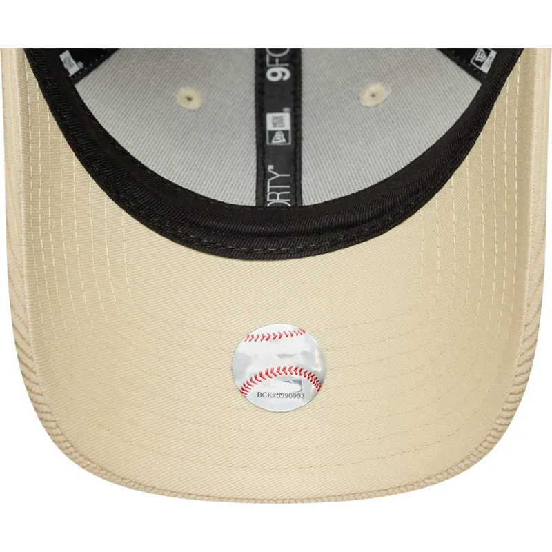 cap-curbata-beige-adjustable-strap-9forty-mini-cord-de-new-york-yankees-mlb-de-new-era