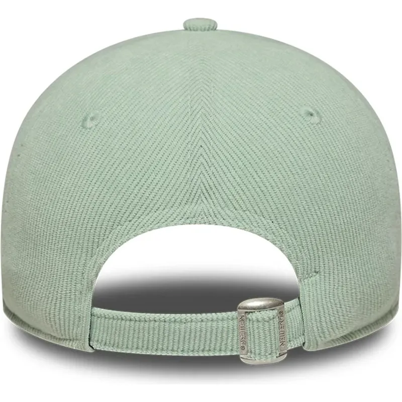 grune-gebogene-verstellbare-damenkappe-9forty-mini-cord-der-new-york-yankees-mlb-von-new-era