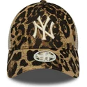 cappellino-trucker-leopardato-da-donna-9forty-m-crown-a-frame-leopard-dei-new-york-yankees-mlb-di-new-era