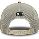 cappellino-trucker-leopardato-da-donna-9forty-m-crown-a-frame-leopard-dei-new-york-yankees-mlb-di-new-era