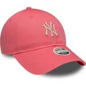 gorra-curva-rosa-ajustable-con-logo-beige-para-mujer-9twenty-league-essential-midi-de-new-york-yankees-mlb-de-new-era