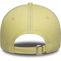 cappellino-curvo-giallo-regolabile-da-donna-9twenty-league-essential-midi-dei-new-york-yankees-mlb-di-new-era