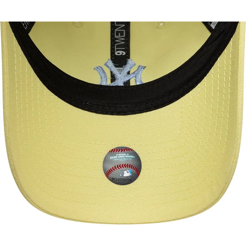 zolta-zakrzywiona-czapka-regulowana-damska-9twenty-league-essential-midi-new-york-yankees-mlb-new-era