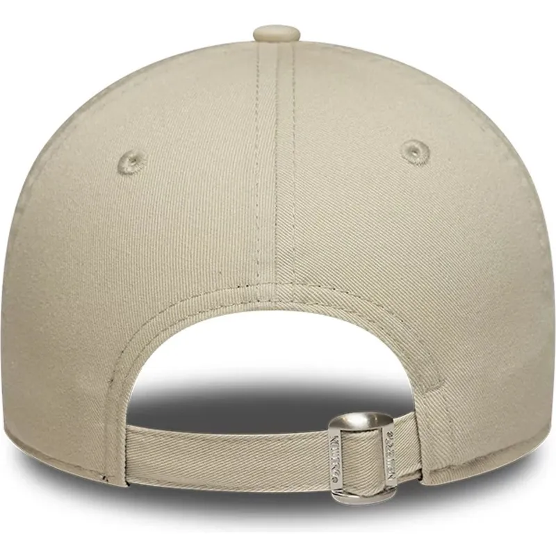 new-era-curved-brim-women-9twenty-living-the-dream-slogan-beige-adjustable-cap