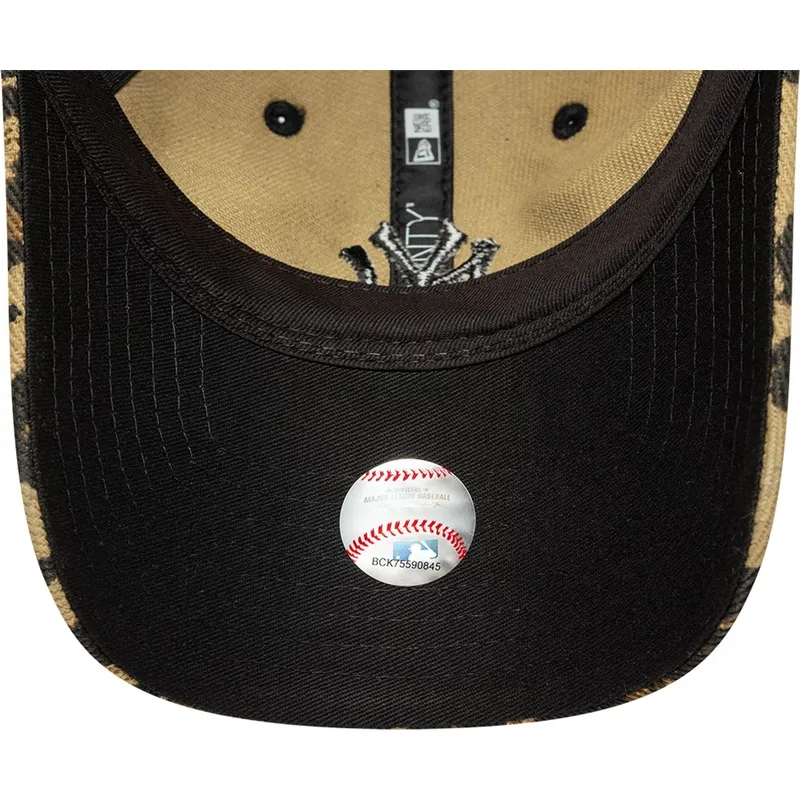 epci-curbata-leopard-reglabila-9twenty-leopard-de-new-york-yankees-mlb-de-new-era