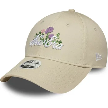 Cap curbată beige adjustable strap 9FORTY de New Era