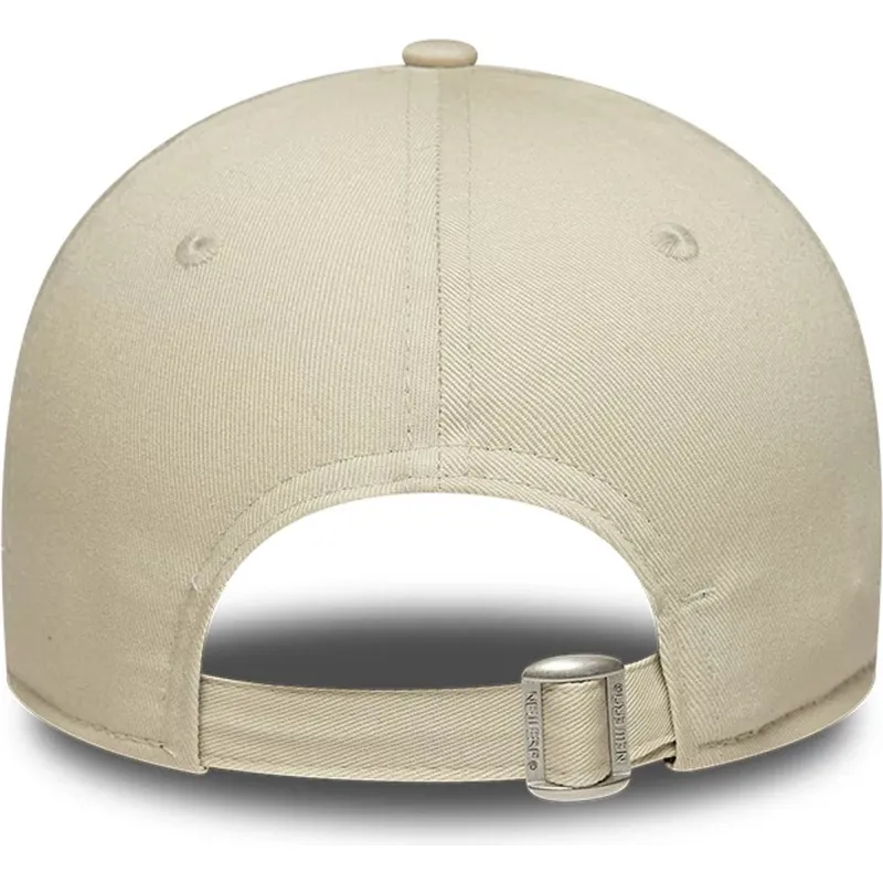 casquette-courbee-beige-ajustable-pour-femme-9forty-beaded-new-era