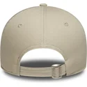 beige-verstellbare-curved-cap-mit-grunem-logo-fur-damen-9forty-league-essential-der-los-angeles-dodgers-mlb-von-new-era