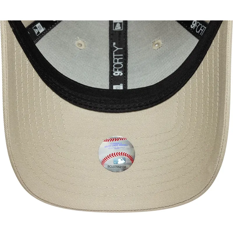 casquette-courbee-beige-ajustable-avec-logo-vert-pour-femme-9forty-league-essential-los-angeles-dodgers-mlb-new-era
