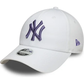 Șepci curbată alb reglabilă 9FORTY League Essential de New York Yankees MLB de New Era