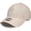 cappellino-con-visiera-curva-rosa-chiaro-regolabile-da-donna-9forty-linen-dei-new-york-yankees-mlb-di-new-era