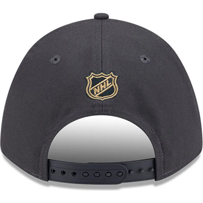 szara-czapka-z-zakrzywionym-daszkiem-snapback-9forty-m-crown-vegas-golden-knights-nhl-new-era
