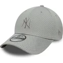 szara-dopasowana-czapka-z-zakrzywionym-daszkiem-39thirty-stretch-mesh-new-york-yankees-mlb-new-era