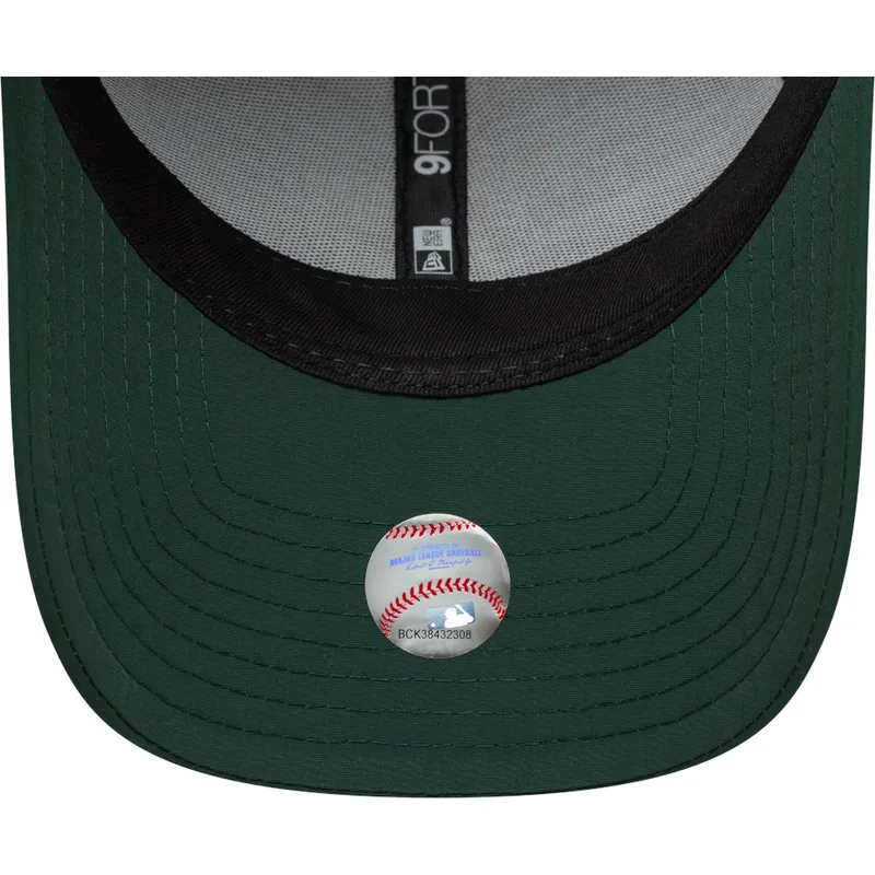 cap-curbata-green-adjustable-strap-9forty-recycled-midi-de-oakland-athletics-mlb-de-new-era