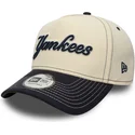cappellino-curvo-beige-e-blu-marino-snapback-e-frame-city-icon-dei-new-york-yankees-mlb-di-new-era