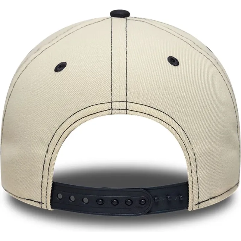 gebogene-beige-und-marineblaue-snapback-kappe-e-frame-city-icon-von-new-york-yankees-mlb-von-new-era