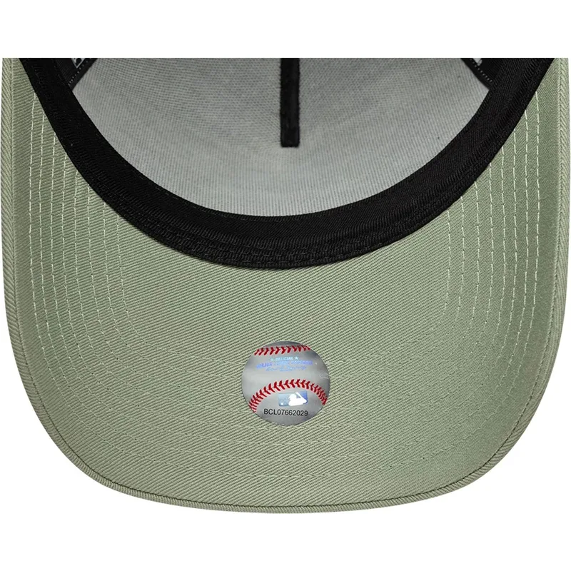 epci-curbata-verzior-snapback-e-frame-league-essential-de-new-york-yankees-mlb-de-new-era