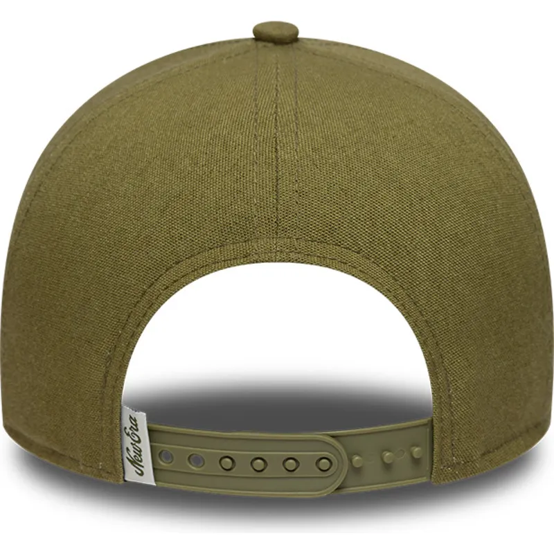 casquette-courbee-verte-snapback-e-frame-patch-linen-new-era