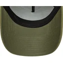 grune-gebogene-snapback-kappe-e-frame-patch-linen-von-new-era