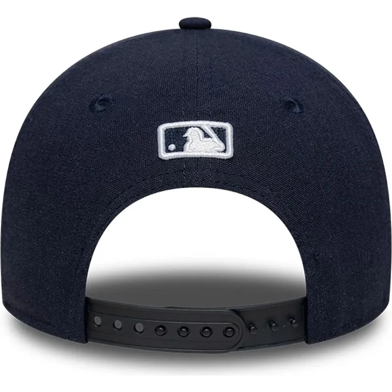 epci-curbata-bleumarin-snapback-9forty-m-crown-linen-de-new-york-yankees-mlb-de-new-era