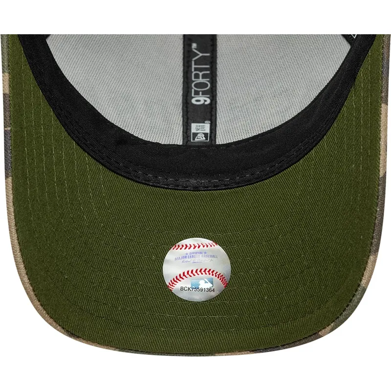casquette-trucker-camouflage-9forty-m-crown-wordmark-new-york-yankees-mlb-new-era
