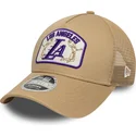 cappellino-trucker-beige-9forty-m-crown-a-frame-dei-los-angeles-lakers-nba-di-new-era
