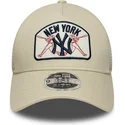epci-curbata-bej-snapback-9forty-m-crown-a-frame-de-new-york-yankees-mlb-de-new-era