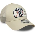 cap-curbata-beige-snapback-9forty-m-crown-a-frame-de-new-york-yankees-mlb-de-new-era