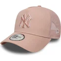 czapka-trucker-rozowa-z-rozowym-logo-a-frame-outline-new-york-yankees-mlb-new-era
