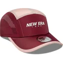 czapka-5-panel-zakrzywiona-czerwona-regulowana-runner-colour-block-new-era