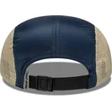 casquette-5-panel-courbee-bleue-marine-ajustable-runner-colour-block-new-era