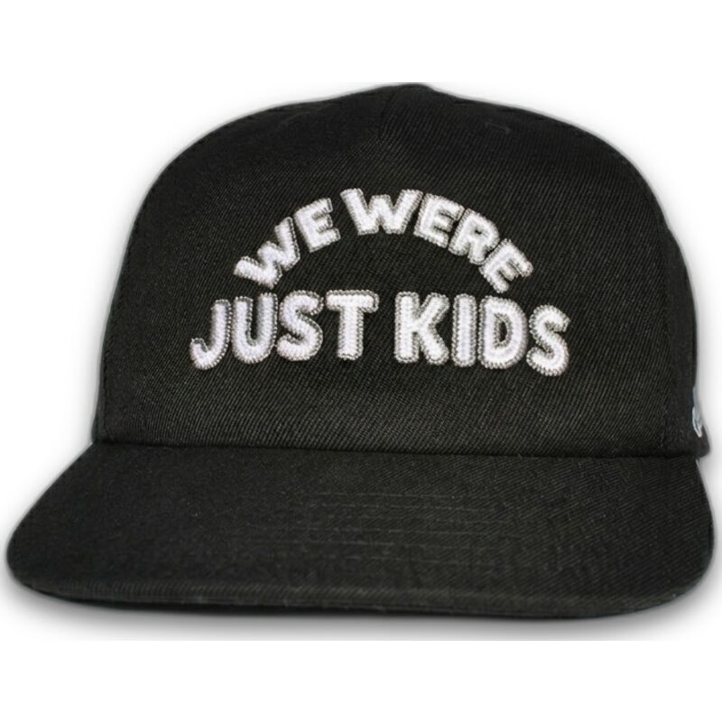 schwarze-gebogene-snapback-kappe-just-kids-outline-the-retro-von-homenage