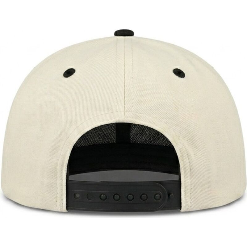 flache-beige-und-schwarze-snapback-kappe-nysky-skylines-the-snap-von-homenage
