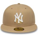 ljusbrun-platt-keps-justerad-59fifty-league-essential-fran-new-york-yankees-mlb-av-new-era