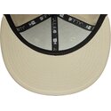 epci-plata-bej-snapback-9fifty-league-essential-de-new-york-yankees-mlb-de-new-era