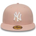 platt-rosa-justerad-59fifty-league-essential-keps-fran-new-york-yankees-mlb-av-new-era