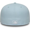 hellblaue-eng-anliegende-flat-cap-59fifty-league-essential-der-new-york-yankees-mlb-von-new-era