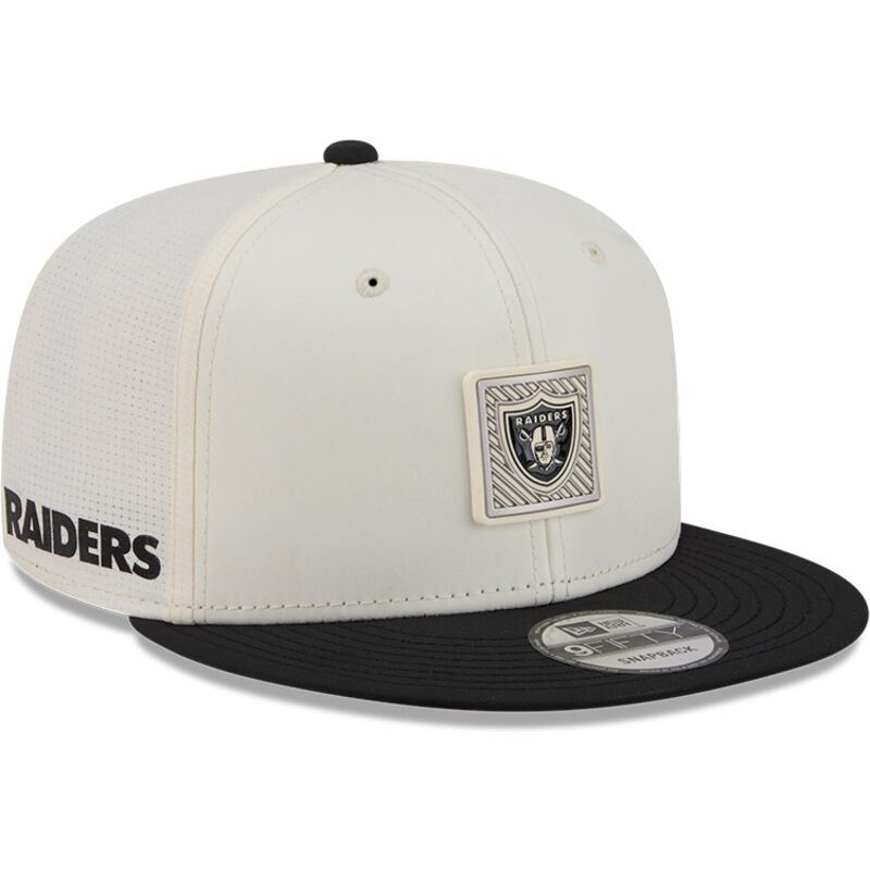 new-era-flat-brim-9fifty-training-pack-2026-las-vegas-raiders-nfl-beige-and-black-snapback-cap