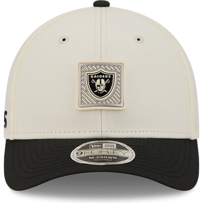 casquette-courbee-beige-et-noire-snapback-9forty-m-crown-training-pack-2026-las-vegas-raiders-nfl-new-era