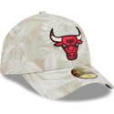 cap-curbata-beige-ajustada-59forty-a-frame-leafy-palm-de-chicago-bulls-nba-de-new-era