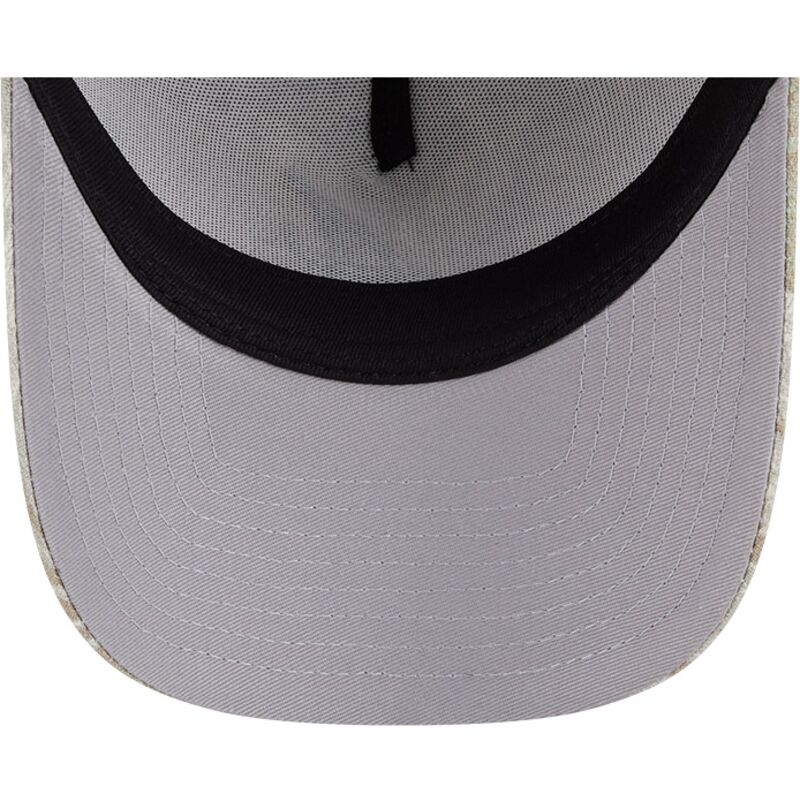 cap-curbata-beige-ajustada-59forty-a-frame-leafy-palm-de-atlanta-braves-mlb-de-new-era