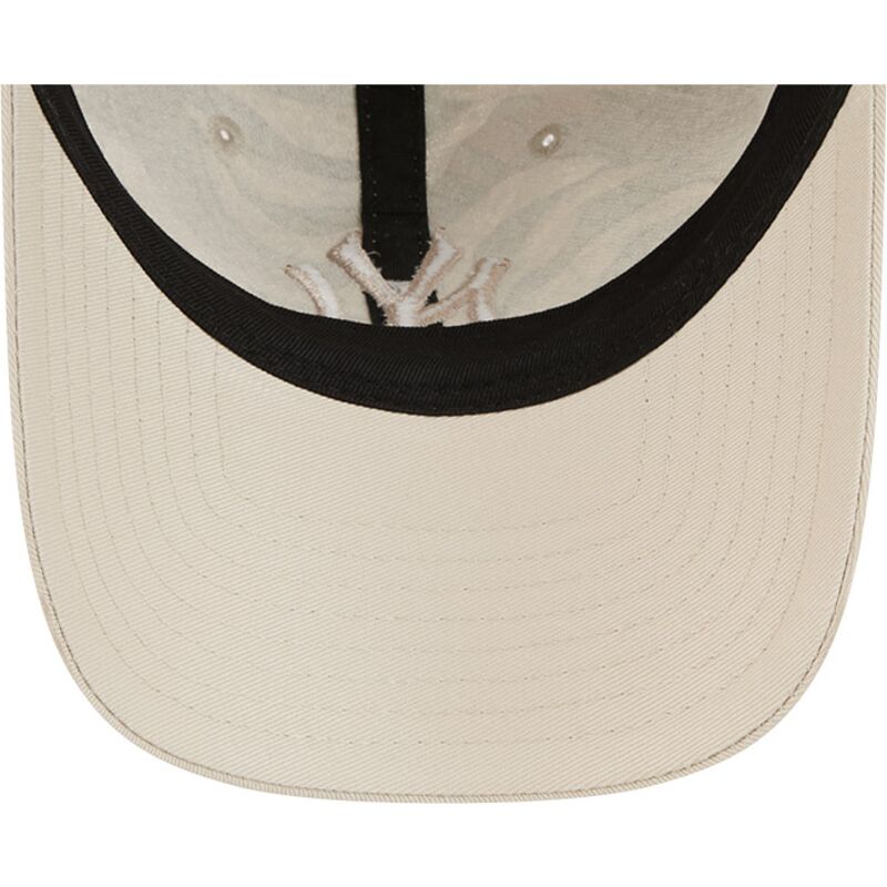 new-era-curved-brim-9twenty-leafy-palm-new-york-yankees-mlb-beige-adjustable-cap new-era-curved-brim-9twenty-leafy-palm-new-york-yankees-mlb-beige-adjustable-cap