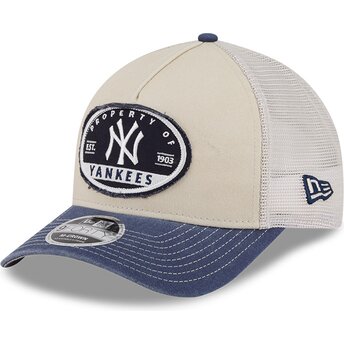New Era 9FORTY M-Crown A Frame Fray New York Yankees MLB Beige and Navy Blue Trucker Hat