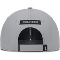 nike-curved-brim-primetime-club-structured-uv-poly-ripstop-new-york-yankees-mlb-grey-adjustable-cap