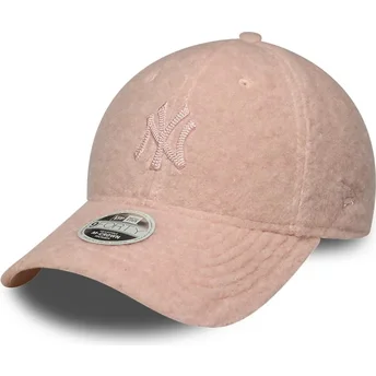 Șepci curbată roz snapback rosa 9FORTY M-Crown Winter Borg de New York Yankees MLB de New Era