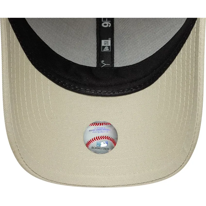 epci-curbata-bej-reglabila-9forty-faux-pony-infill-de-los-angeles-dodgers-mlb-de-new-era epci-curbata-bej-reglabila-9forty-faux-pony-infill-de-los-angeles-dodgers-mlb-de-new-era