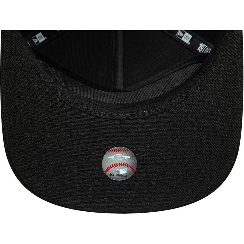 epci-curbata-negru-snapback-19twenty-graphic-de-new-york-yankees-mlb-de-new-era epci-curbata-negru-snapback-19twenty-graphic-de-new-york-yankees-mlb-de-new-era